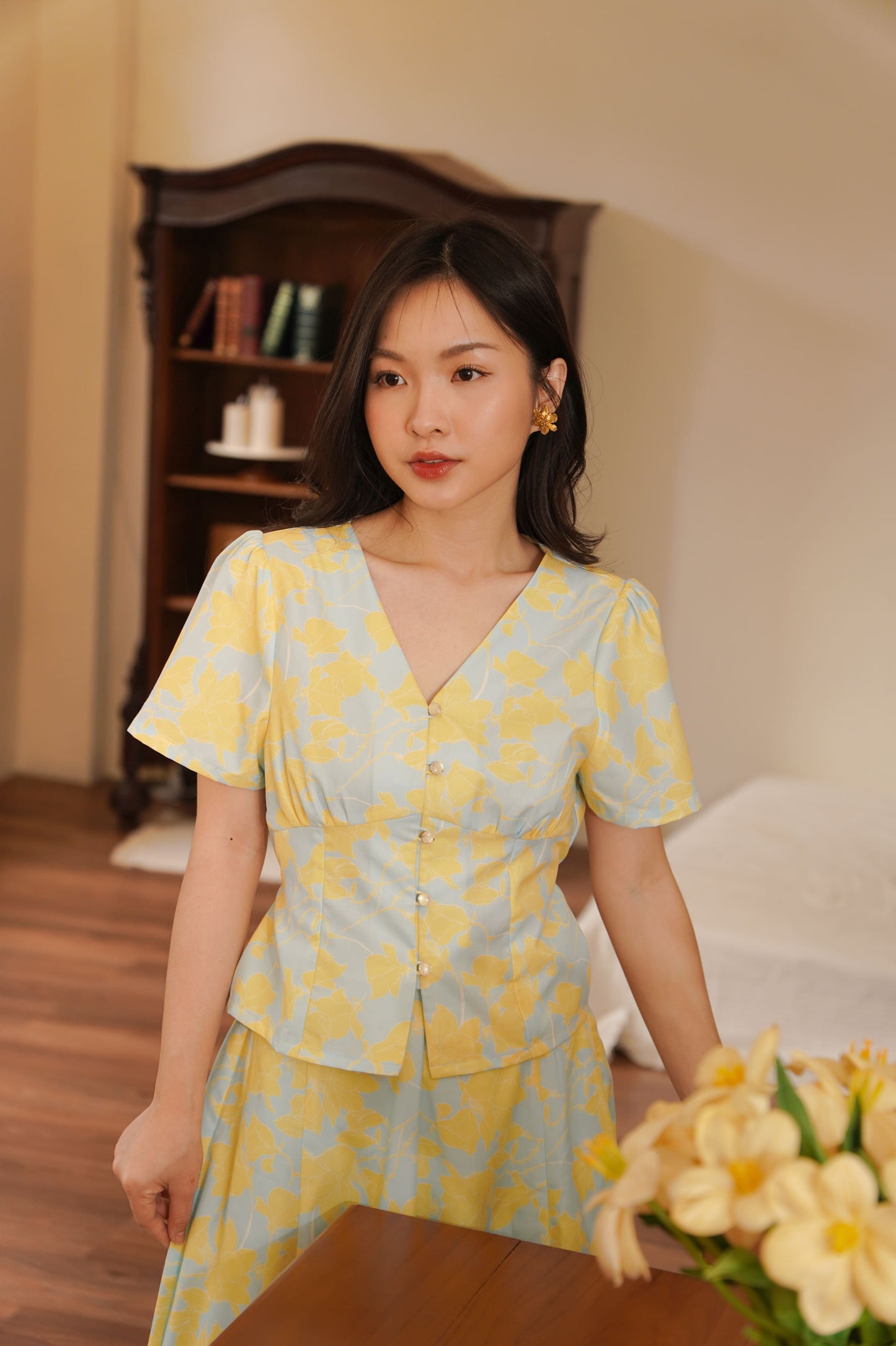 Blue Blush Hill Top